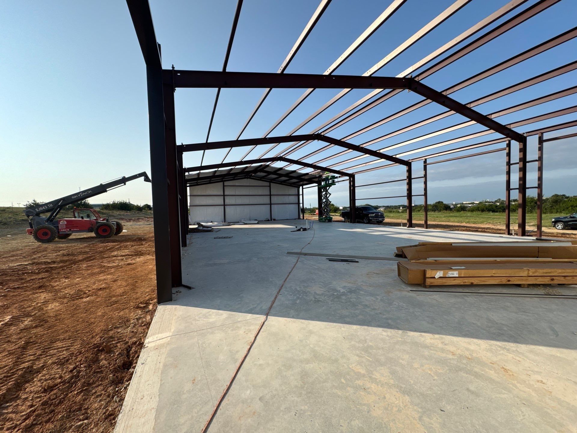 Steel framing from the slab